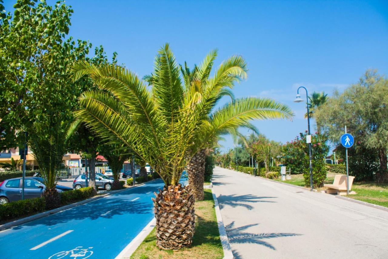 Marconi House Daire Alba Adriatica Dış mekan fotoğraf